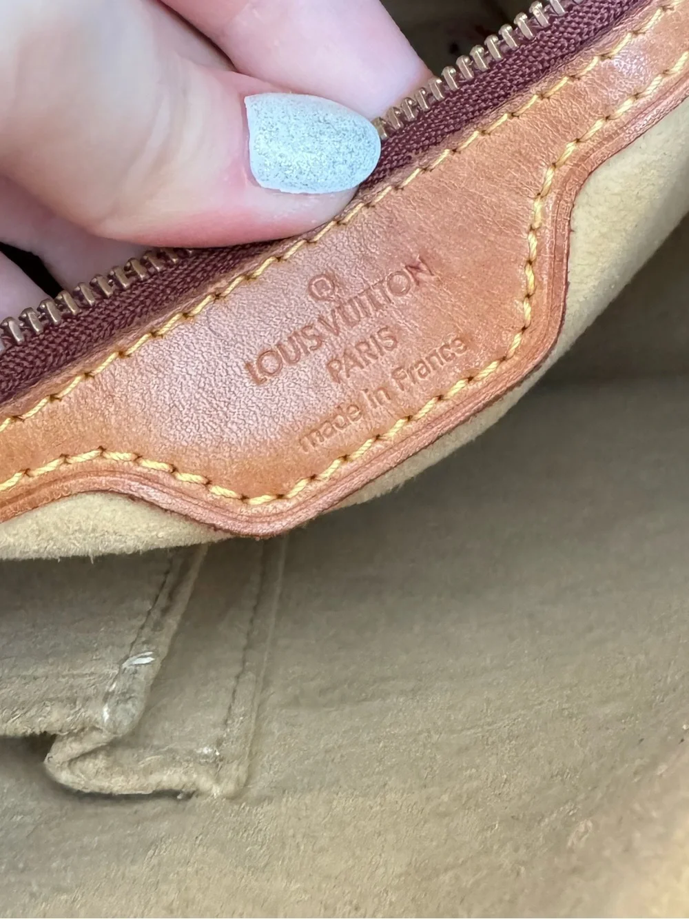 ✅AUTH✅LOUIS VUITTON LOOPING GM
